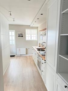 Renovated 1 BDR by the church