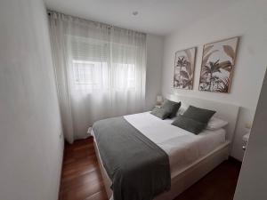 Miisterhost Perez Galdos Sanlucar centro