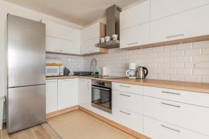 Horyzont Apartamenty- Apartament Malinowy