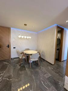 new modern elite II apartment