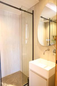 new modern elite II apartment