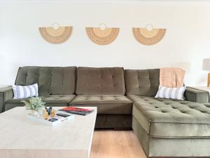 Shoreham Luxe Vibrant 4BR 2,5BA with Waterfront