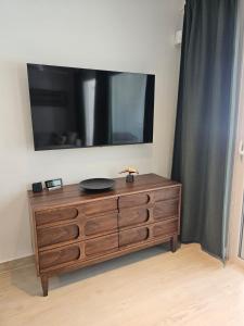 Estrella Garden Antlia 201 Modern Apartment