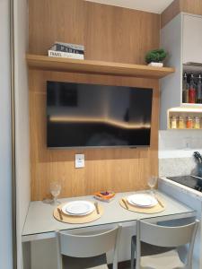 Ap Sol Nascente Vista Mar Pituba com Varanda, Orla e Praia