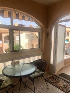 Stylish 2BR with Private Rooftop & Sunset BBQ