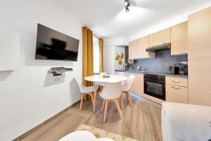 LE PALME DOR splendide studio cocon près de la Croisette, du Palais et des plages