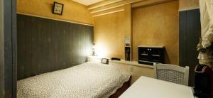 Watashi no Heya (Love Hotel)