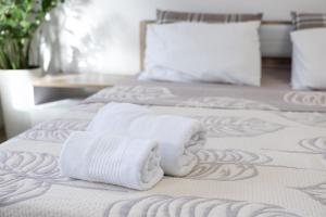 Апартамент у центрі з балконом