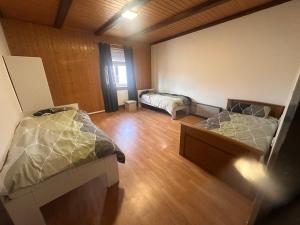 Leuna Apartment nahe Tor 1