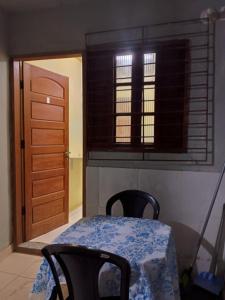 Casa três com cozinha americana