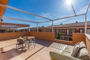 Apartment in Casares Costa, 50 mts from the beach