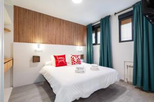 Ciudad Lineal Modern Apartment - 3 Bdrms-2 bath