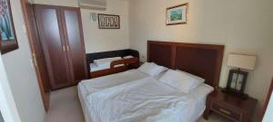 Sunset C8-10 Pomorie