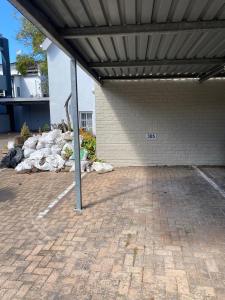 Pepper Korrel - Paarl - Self Catering Apartment