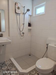 Phuket Paklok Cozy Home