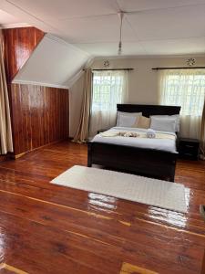 Rylista Homes - Beautiful 4 bedroomed all-ensuite Villa in a gated community