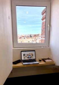 Petit Nid sous les Toits de Toulouse