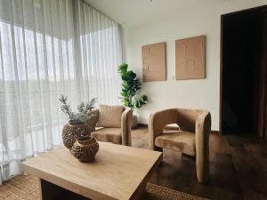 Modern 2BR 2Bed Country Suite | El Retiro, Ant