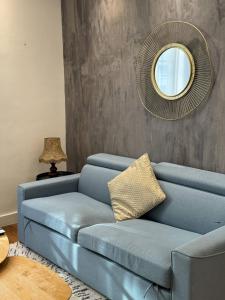 Apartment between the Arc de Triomphe and the Sacr-Cur
