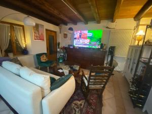 Casa Gallo Music Room