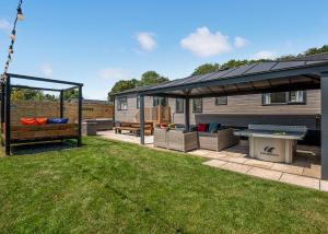 Raywell Hall Country Lodges