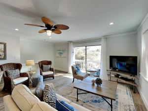 Cassine Gardens #101