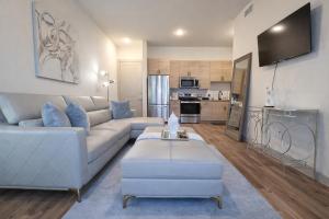 Luxy Style Modern Luxury Downtown Views Kings Beds