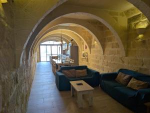 Ta Rozi 5 Bedrooms, 6 Bathrooms and private pool