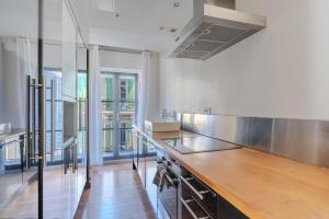 Rue d Antibes 2ch, 2 SDB, clim, balcon