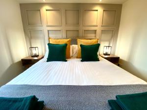 Monart Stylish City Centre Apartment, 2 Bed, sleeps 6