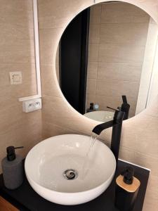 Appartement jacuzzi et spa étoile Mystérieuse