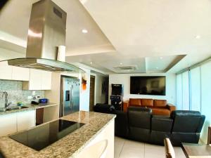 Apartamento amoblado frente al mar