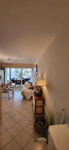 Marina avec vue sur les mâts !