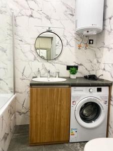 Шикарні апартаменти , ЖК Печерськ Плаза, Бойчука 19А, 10 хв пішки від м Звіриницька