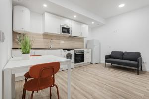Apartahotel Sant Marti Suites