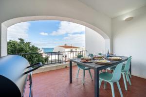 Panoramic Sea Views & Balcony BBQ by HostWise