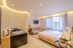 Athensis Central Suites