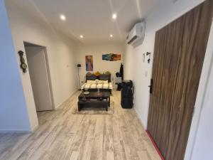 Equipped apartment and excellent location