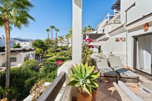 Estepona Apartment at Sunset Golf - Pool And Parking