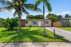 Wellness Retreat Sleeps 12 With Yard and Patio