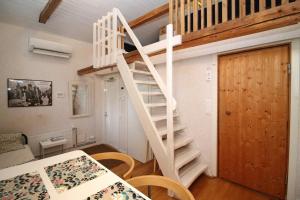 Central Studio for 3 with Sauna