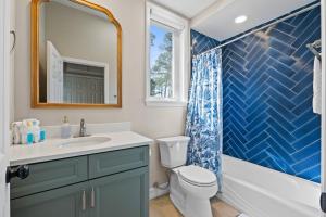 Luxury Renovated Bayview Home w Private Pool & Resort Amenities | St. George Island