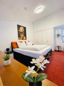 Das CLASSIQUE Galerieappartement 50qm - Elegant und geräumig wohnen - Espressomaschine, Airfryer, Balkon, Vierbeinerfreundlich, Parkgarage -Poseidontherme AppHaus