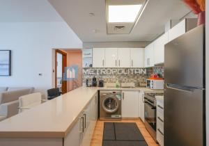 MCRE Stylish 1BR, Walk to Reem Mall