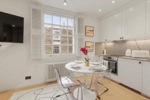 Stylish 1BR Flat Near Notting Hill Gate-2 Min Walk