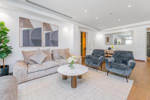 Escape24 Brand New Designer 2Bedroom with fully Burj Khalifa Views