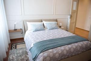 Luxury Leaning Tower Apartment