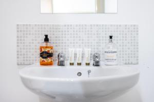 Garland Central City Apartment London 2