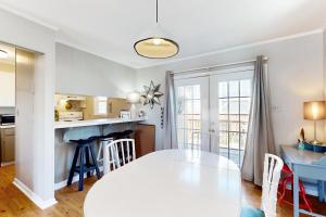 SC1403 Surf City Serenity