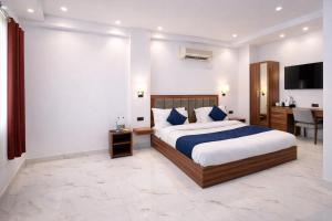 Hotel Hare Krishna & Banquet, Vrindavan